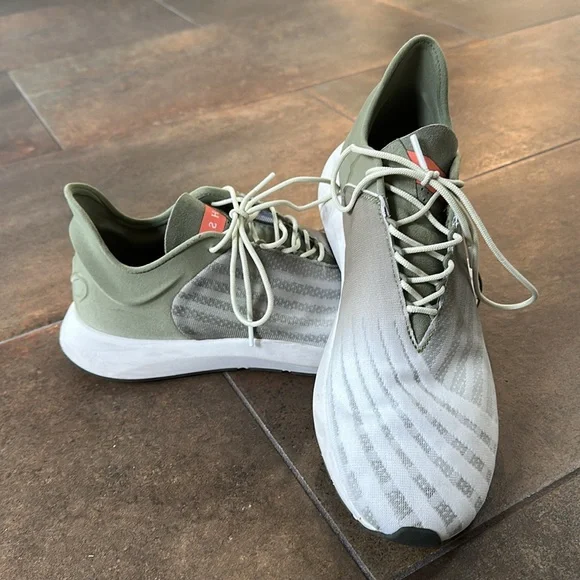 Saysh Alyson Felix Running Shoes - EUC - Picture 2 of 7